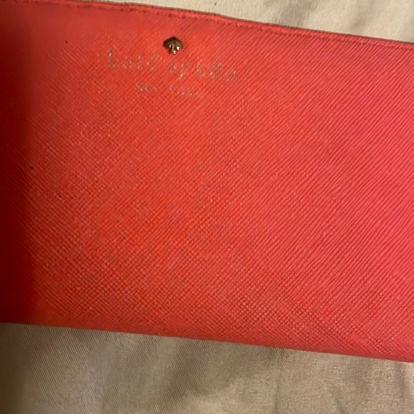 Kate spade wallet - Picture 1 of 3